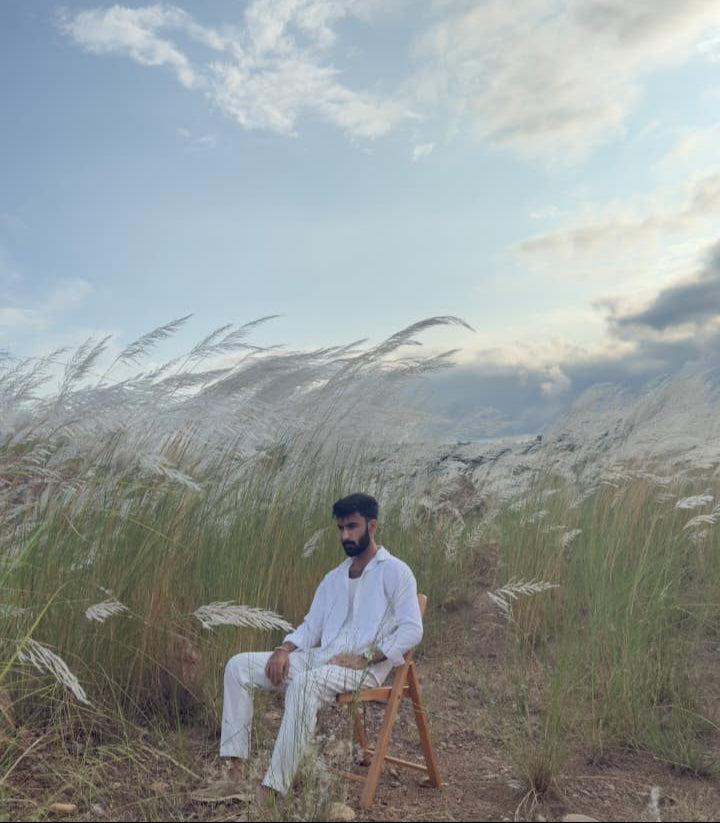 Signature Linen Shirt - White