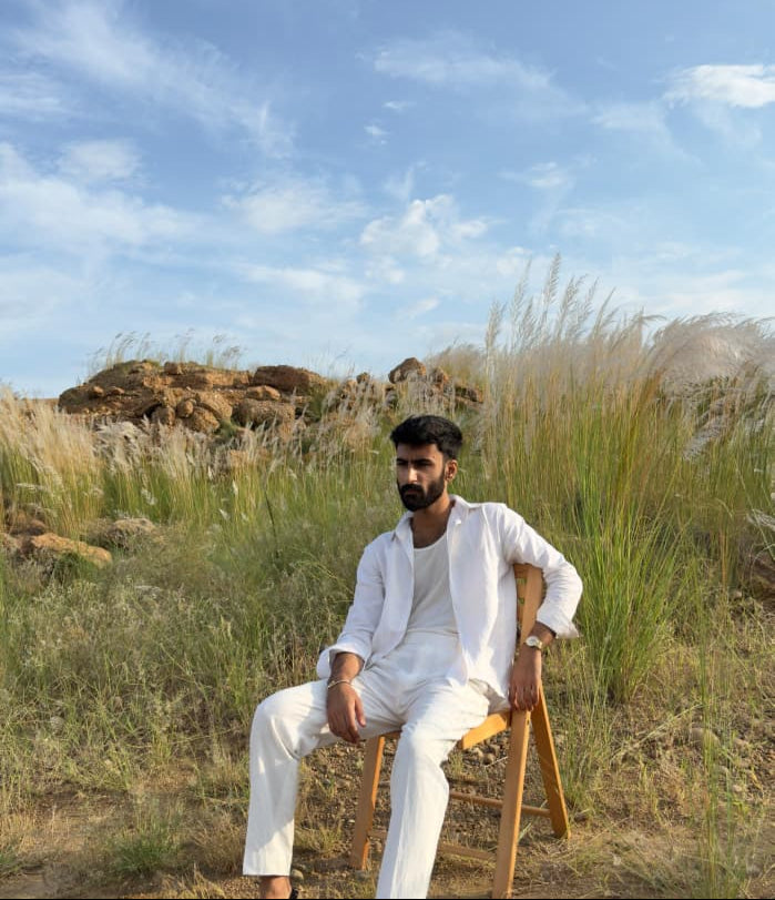 Signature Linen Pants - White